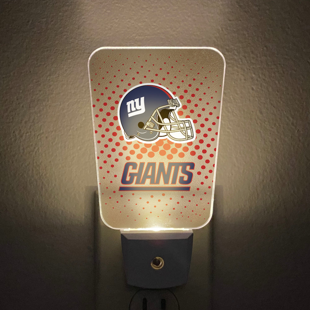 NEW YORK GIANTS TEAM FROSTED NIGHT LIGHT PLUG-IN LED W/LIGHT SENSOR